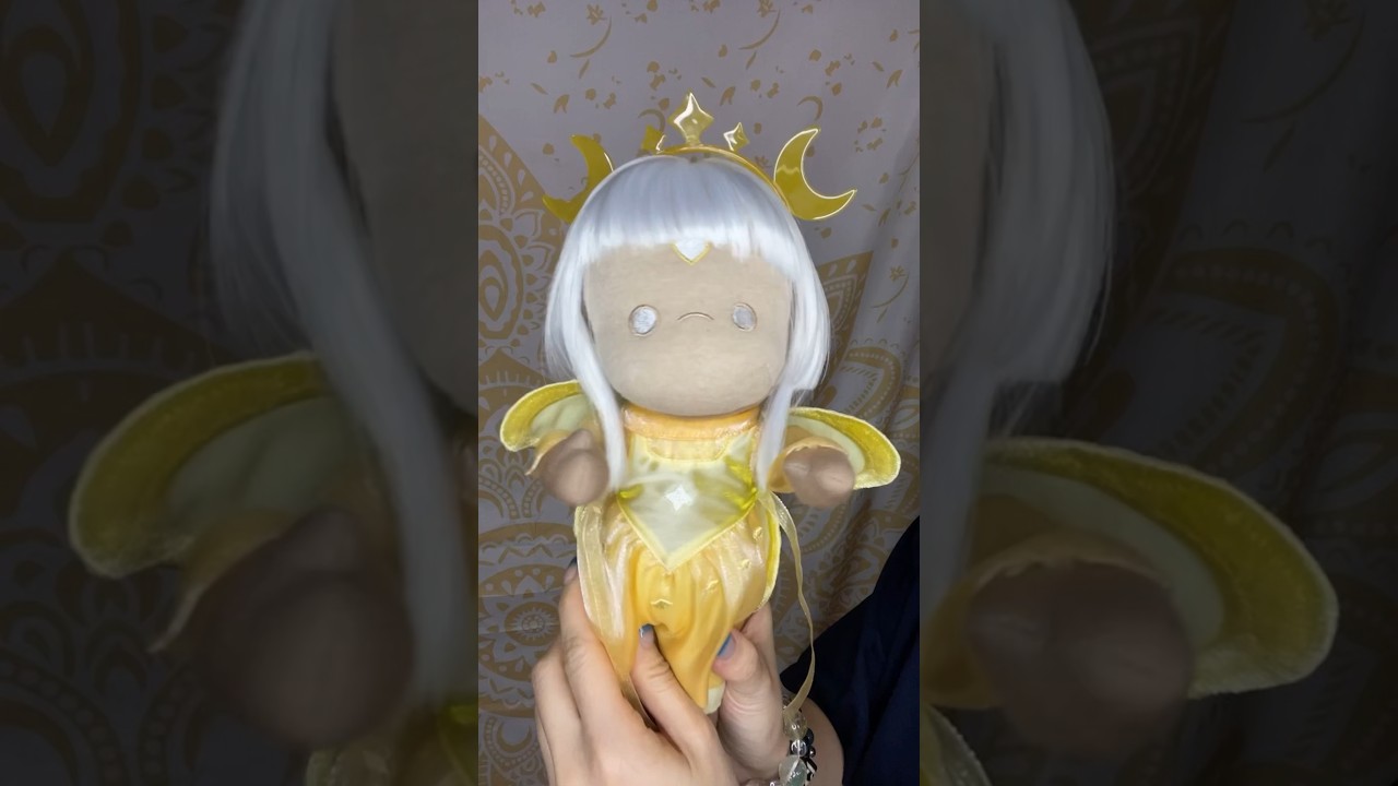 Unboxing AURORA x Sky Plushie 