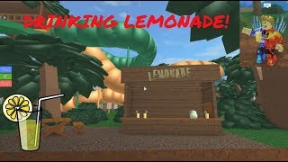 DRINKING FRESH COLD LEMONADE!! || Water park - Roblox screenshot 5