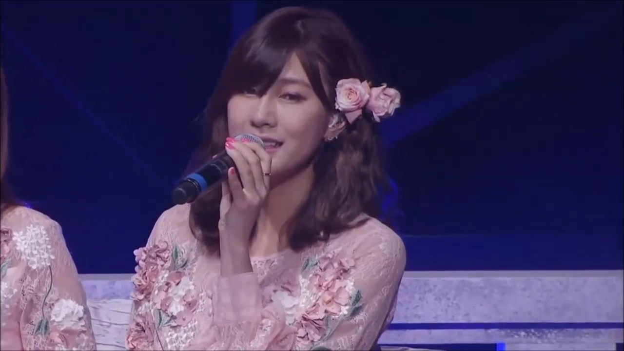 [Pink Sumer] Apink - dejavu - YouTube