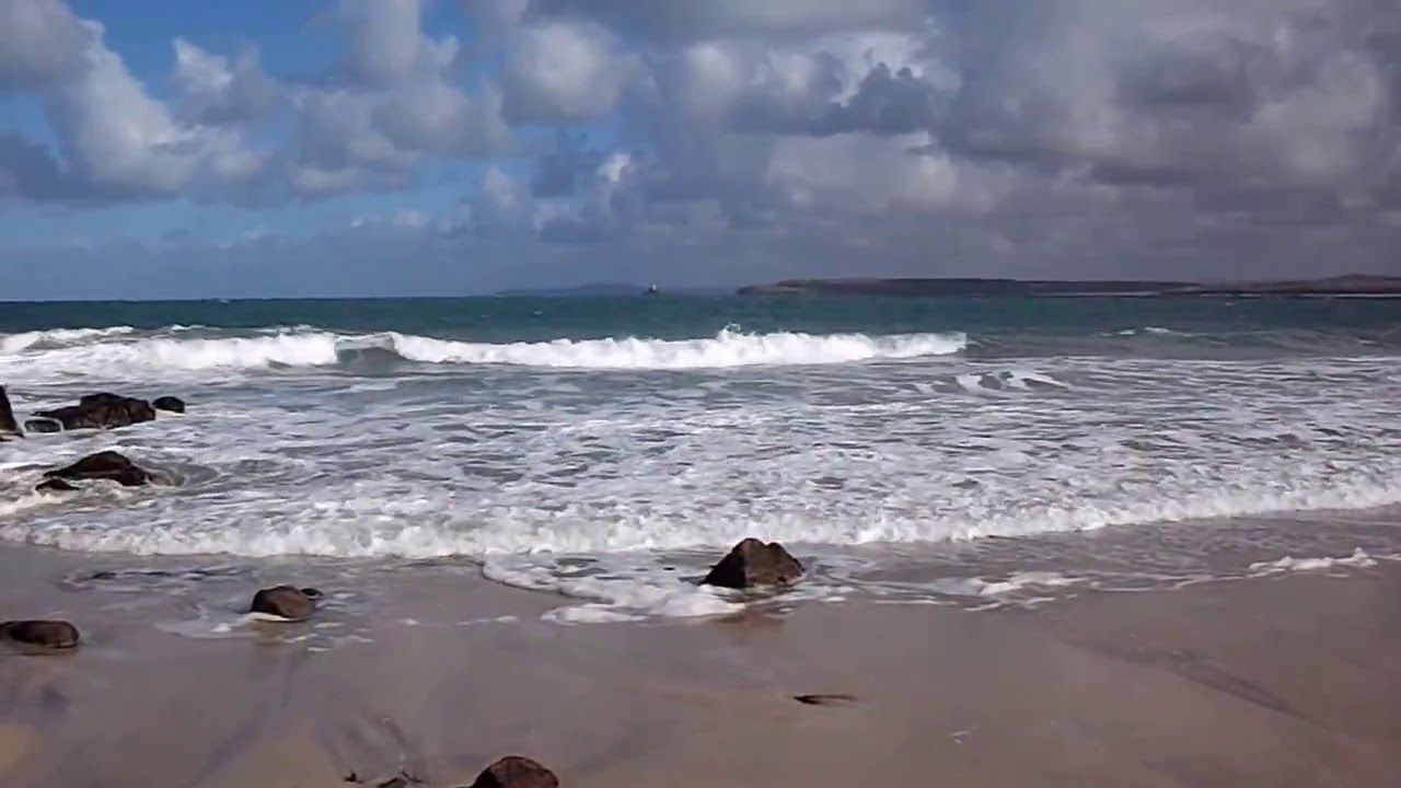 Porthgwidden Beach St Ives - Winter Surf