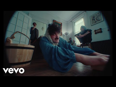 Model/Actriz - Cinderella (Official Music Video)