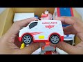 救急車の大小様々なミニカーが走る。サイレンあり。坂道で緊急走行！ Ambulance Minicars of various sizes run #154
