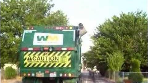 Waste Management Python Durapak 7-11-07 #17