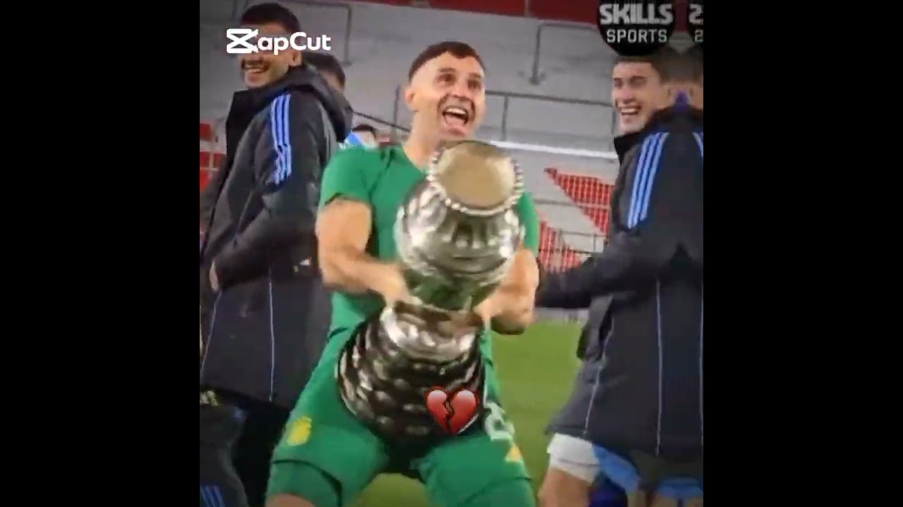 Sebastian Britos 🇺🇾 × Dibu Martinez 🇦🇷 