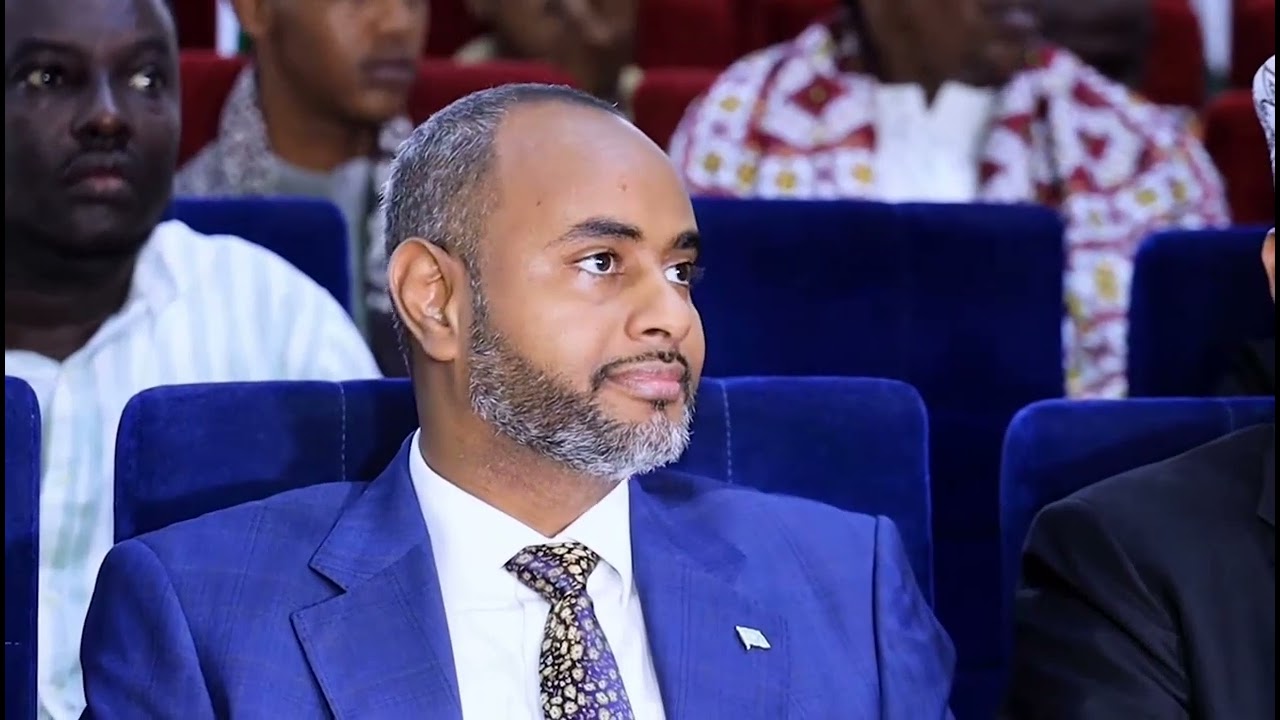 WARBIXIN SOOKOOBEYSA SIDII AY U DHACAY KULAN