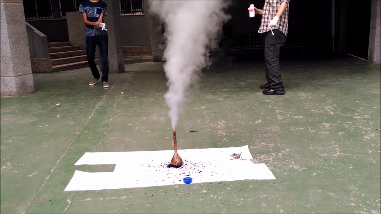 Experimento: El genio de la Botella: Agua oxigenada 110 volumenes y