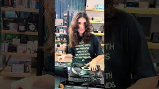 CRAZY SCRATCH COMBOS 🔥 #dj #scratch #scratching #hiphop #turntable #djmichelle #djay #scratchdj