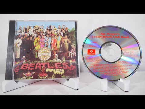 The Beatles - Sgt. Pepper's Lonely Hearts Club Band CD Unboxing