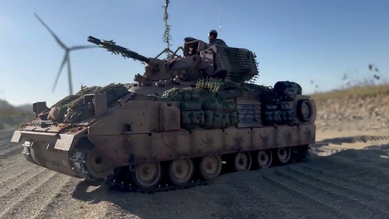 寶哥玩RC Scale1/16 TD-M2A2 BRADLEY TANK