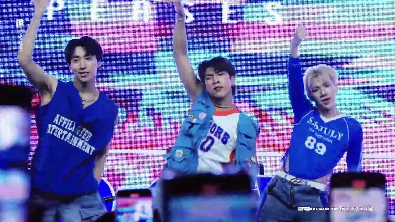 150425 อาละวาด สาด โยกย้าย (Medley) - PERSES (PALM FOCUS)