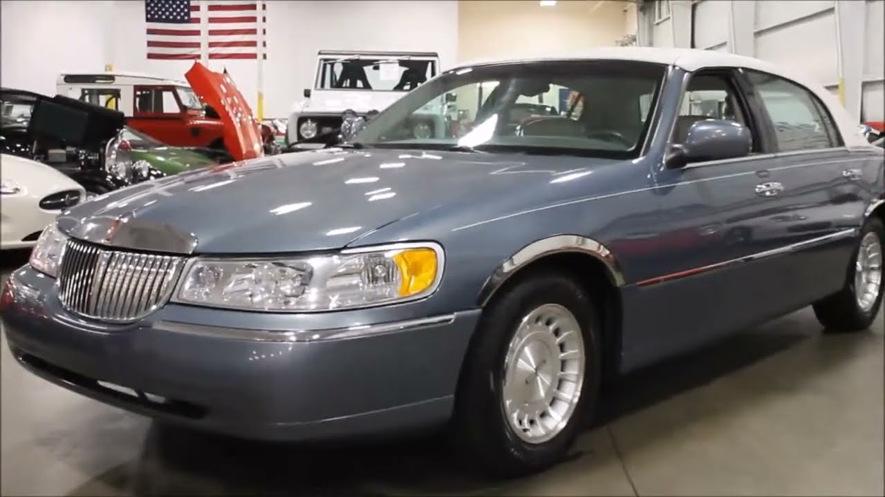 1999 Lincoln Town Car