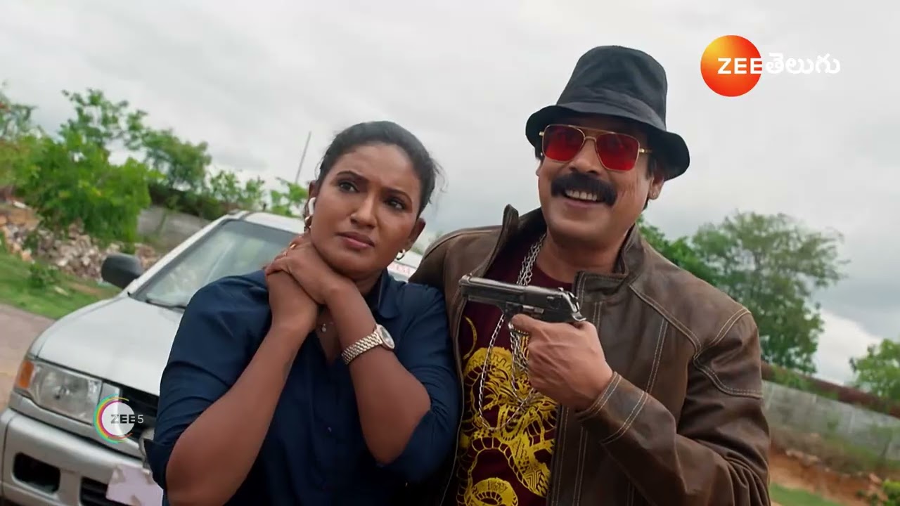 Jagadhatri Telugu | తన తల్లి ని నిర్దోషిగా నిరూపించే రుజువు ని రాబట్టిన జేడీ