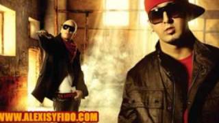 Alexis y Fido - Superheroe