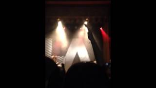 Hoodie Allen singing No Faith in Brooklyn in Denver