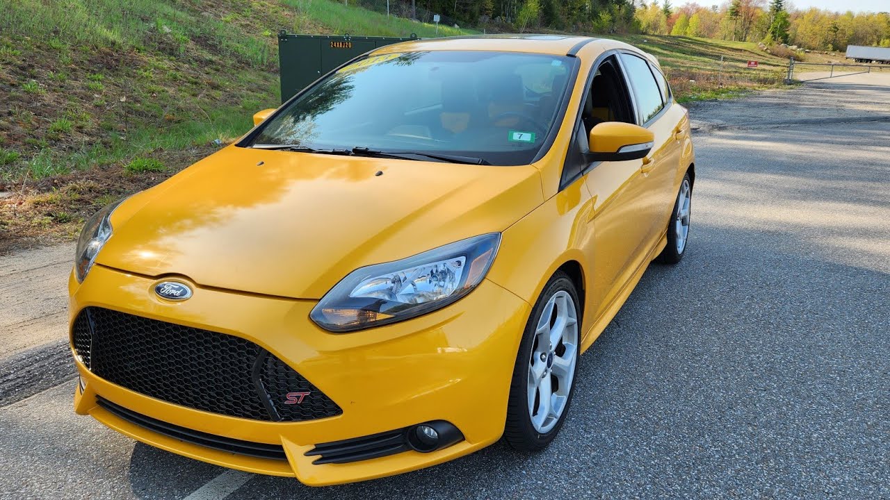 2013 Ford Focus ST ST2 w/Intake and Ford Performance Exhaust POV Test