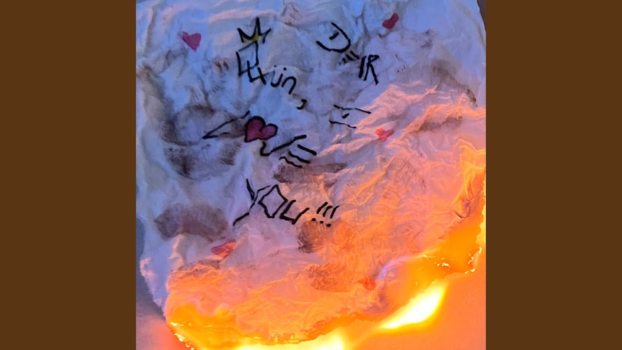 在 YouTube 上观看 Afraid To Love (feat. JR Maggzz) 在 YouTube 上观看 Afraid To Love (feat. JR Maggzz)