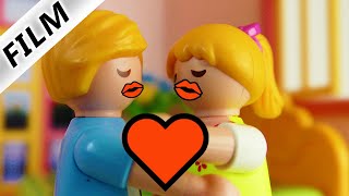 Playmobil film magyar | APA ÉS ANYA ELSŐ CSÓKJA GYEREKKÉNT! ÜVEGEZÉS! | Vogel család | gyereksorozat