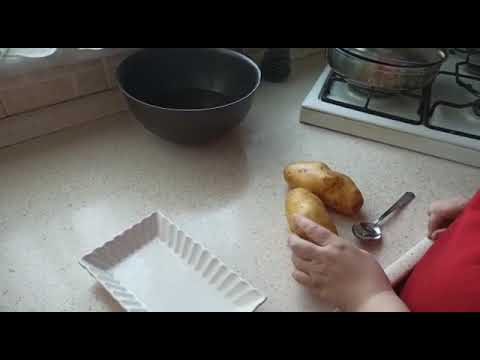 Video: Bıçaklı Ve Bıçaksız, çiğ Ve Haşlanmış (üniformalı) Patatesler Nasıl Hızlı Bir şekilde Soyulur + Fotoğraflar Ve Videolar