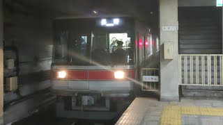 長野電鉄3000系M4編成（元営団03系03-107編成）が長野駅４番線に到着停車する動画