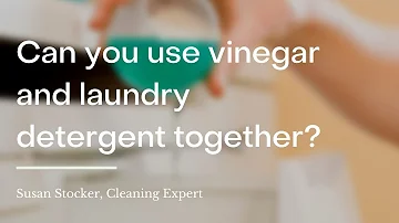 Can you wash clothes with vinegar and detergent?