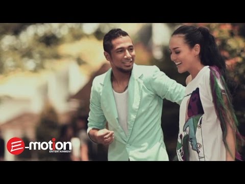 SURYA NYANYI BARENG ISTRINYA\" MAU DIBAWA KEMANA\" ATF - DI PIK 2 THE BIG BOUNCE 2025