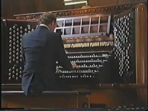 Theater Organ Music on Moller Classical Pipe Organ