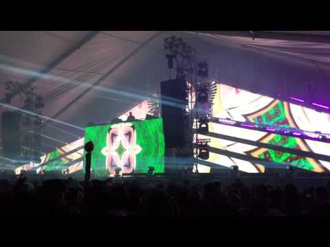 RÜFÜS DU SOL - Innerbloom (What So Not remix) @ Countdown NYE 2015