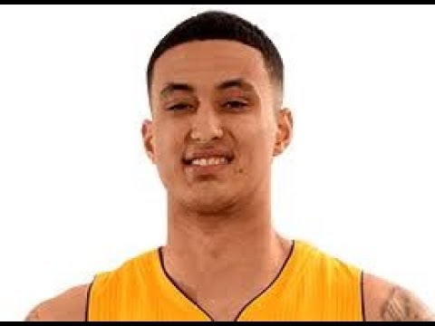 NBA talk does Kyle kuzma have a chance to be the rookie of the year