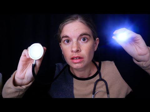 POV Tu es SDF et je viens t'examiner ! - ASMR RP Médecin
