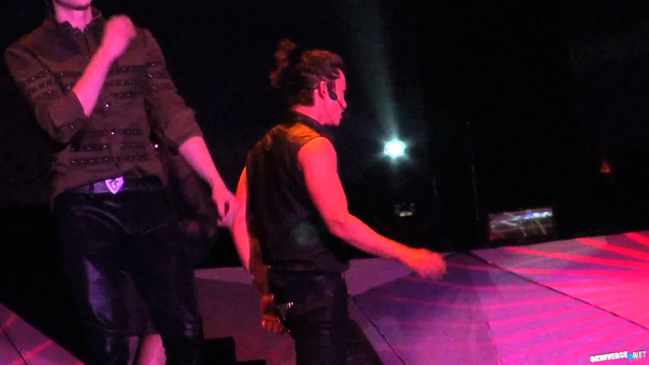 [FANCAM] 120310 2pm HKcon B2U TAECYEON ver(택연 テギョン).mp4