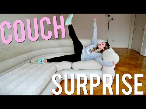surprising-my-roommate-with-an-inflatable-couch!-vlogmas-9,-2017