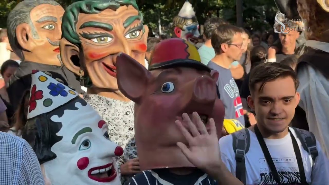 Cabezudos de salamanca en fiestas de ￼Virgen de la Vega, 2025