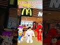 HERO Al MCDONALDS Con I Suoi Amici