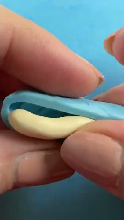 Making miniature polymer clay baguette #shorts