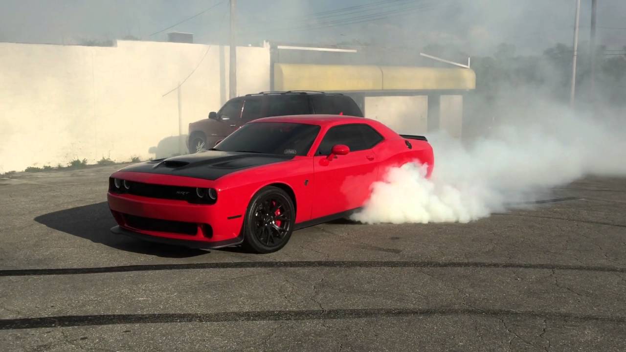 Dodge HellCat Insane Burnout - YouTube