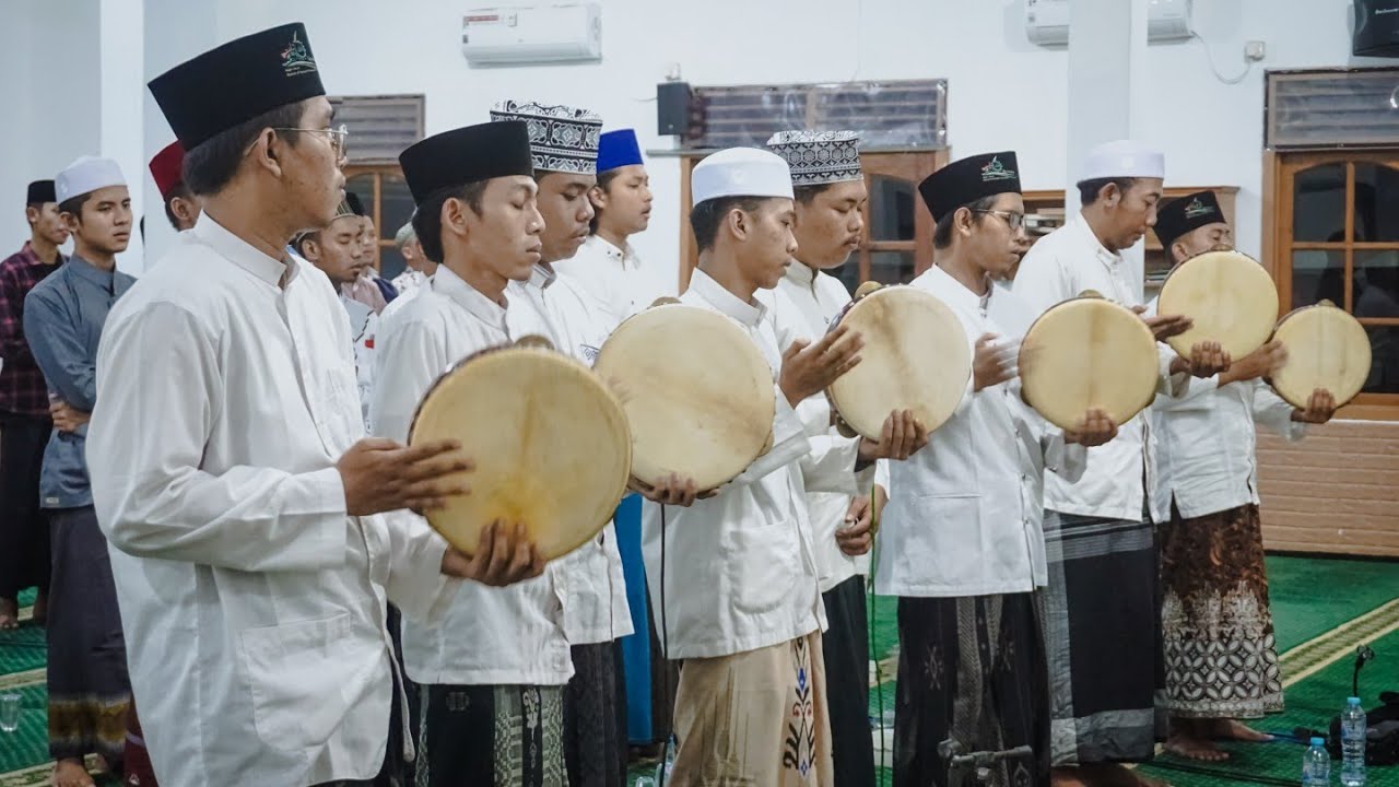 Mahallul Qiyam - MARHABAN PASURUAN | HARLAH HISBU IKSAP KE-69 PP. BAHRUL ULUM TAMBAKBERAS JOMBANG
