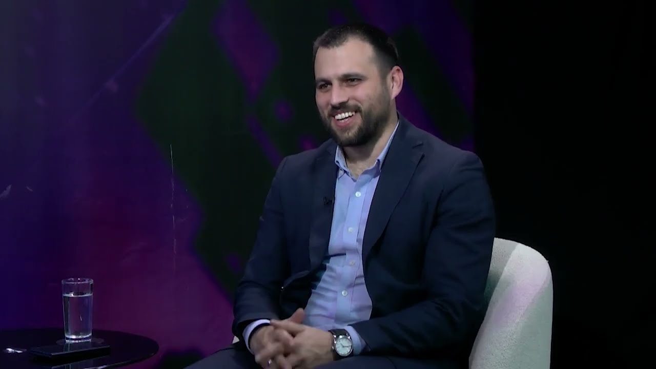 „Iz drugog ugla“ | Stefan Vešović – Porodica, korijeni i vrijednosti koje nas oblikuju