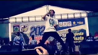 Whole Lotta Love|| Vero Fazrun TAMBORA