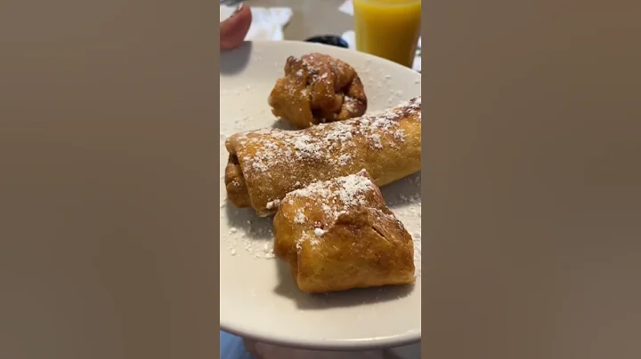 Perkins Strawberry Cream Cheese Crispers. #perkins...
