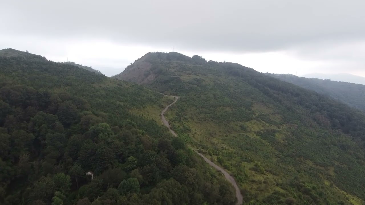 Los lagos de la Braña´L Rio. Tuilla, Langreo - Asturias
