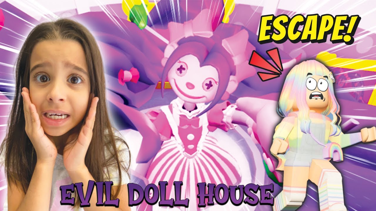 A BONECA DARLING PRENDEU A JÚLIA NO CABELO (Escape Evil Doll House) 