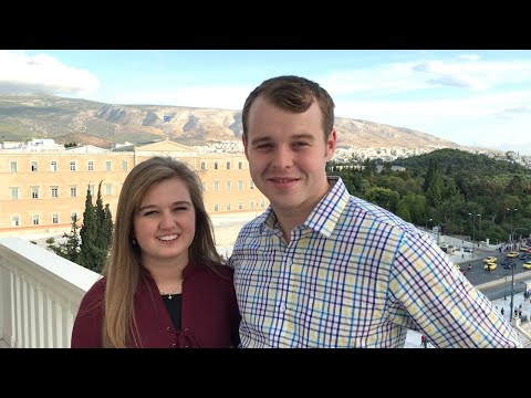 Joe And Kendra Duggar Say Wedding Dresseso From Their Honeymoon In Greece!