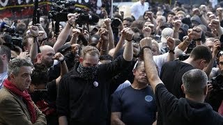 Fransa'da neo-nazi karşıtı protesto Resimi