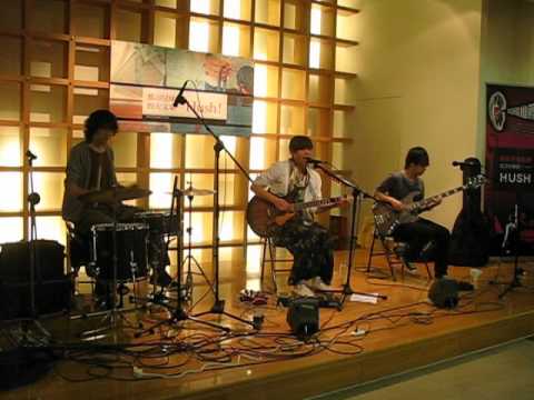 2012.04.21 Hush！《過來人》－誠品巡迴@誠品夢時代店