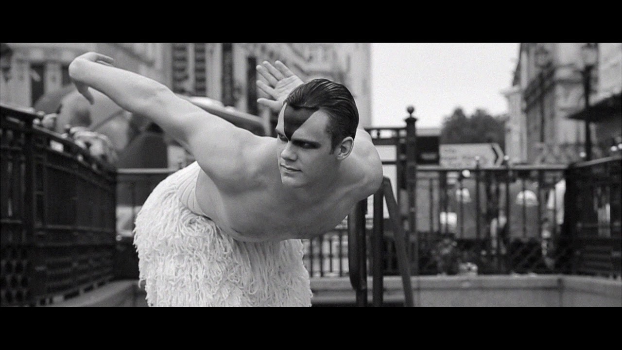 video phone beyonce mp3 The Swan visits London's Landmarks