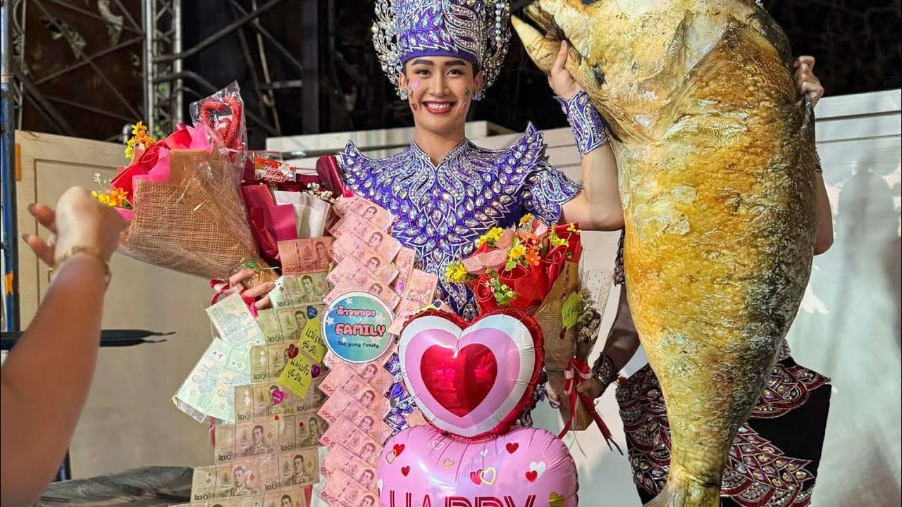 Happy Valentine's day 💘 /หมูหยอง💗เต้ยลาที่วิเชียรบุรี เพชรบูรณ์‼️