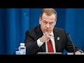 Медведев сделал ошеломляющее заявление после отмены встречи Трамп Путин никаких сделок