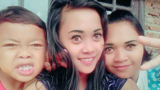 Foto-foto cantik pembantu rumah tangga fenomenal