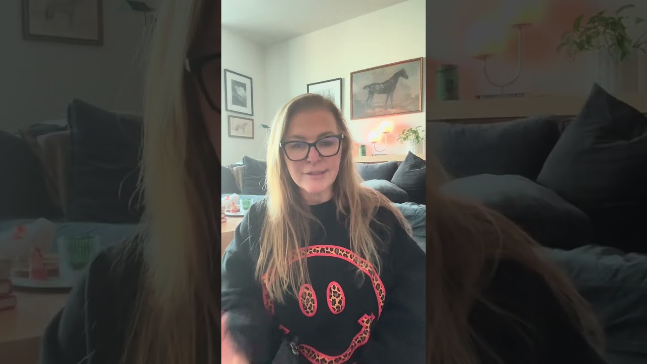 SHOES I TRAVEL IN AND WALK 20k STEPS A DAY WITH #travelvlog #fashiontrends 