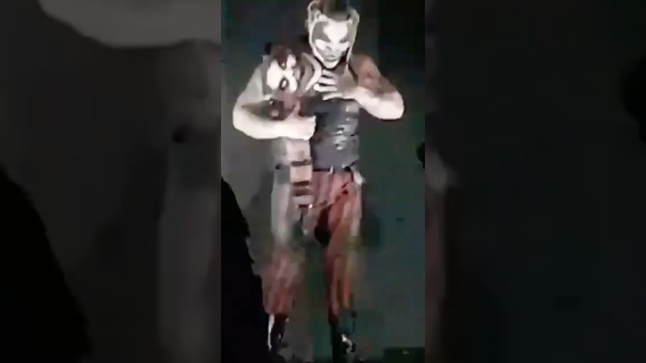 The Fiend Bray Wyatt BREAKING CHARACTER In Front Of Fans 😭💔 (RARE FOOTAGE)